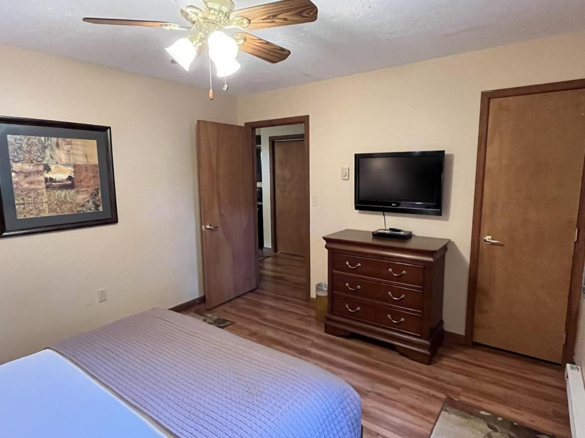 Woodfield Manor - A Sundance Vacations Property Cresco Екстериор снимка