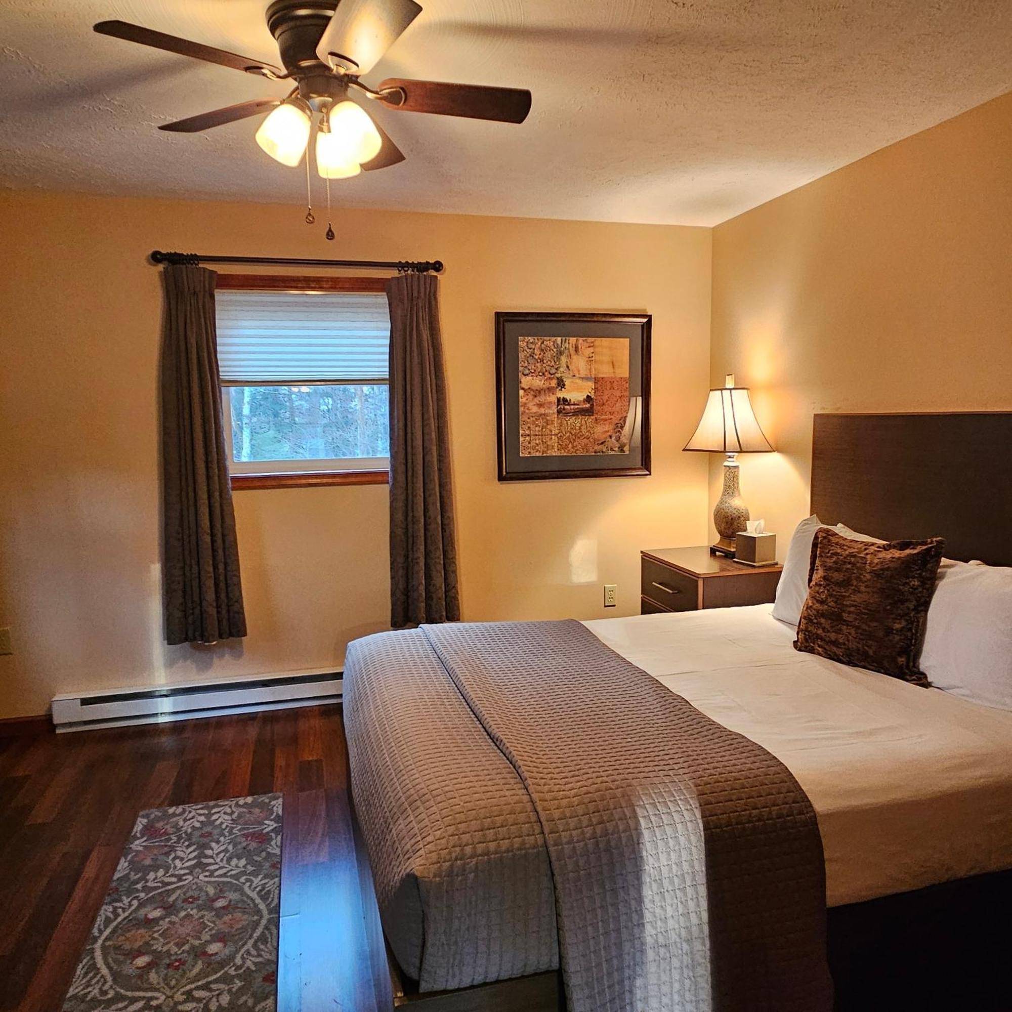 Woodfield Manor - A Sundance Vacations Property Cresco Екстериор снимка